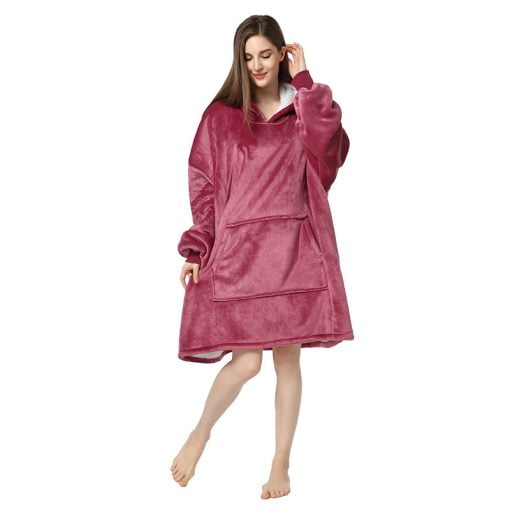 the blanket hoodie deep red